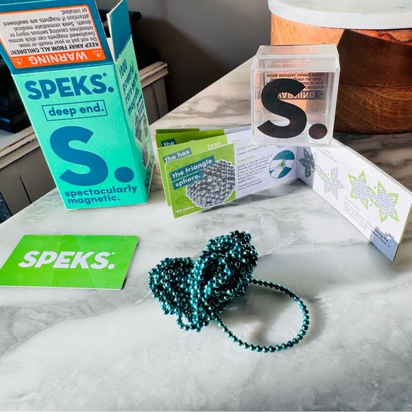 🎄Speks Magnet Putty - RARE COLOR - Picture 4 of 6